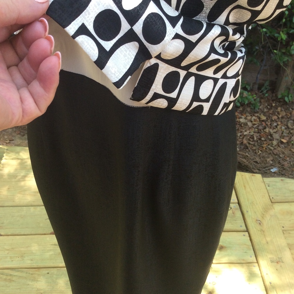Black and white dress - Picture 4 of 7